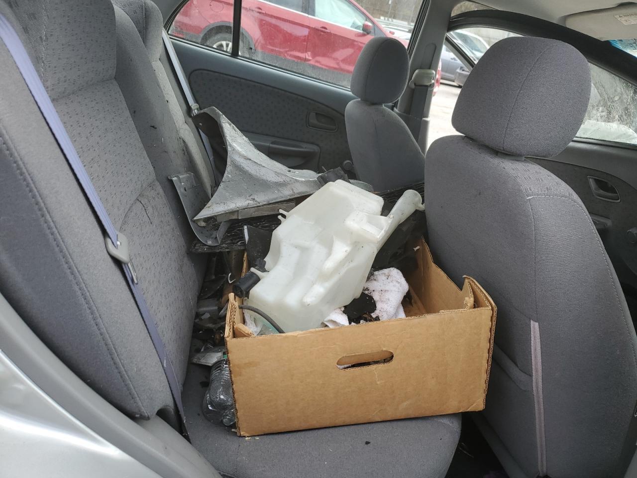 2004 KIA RIO
