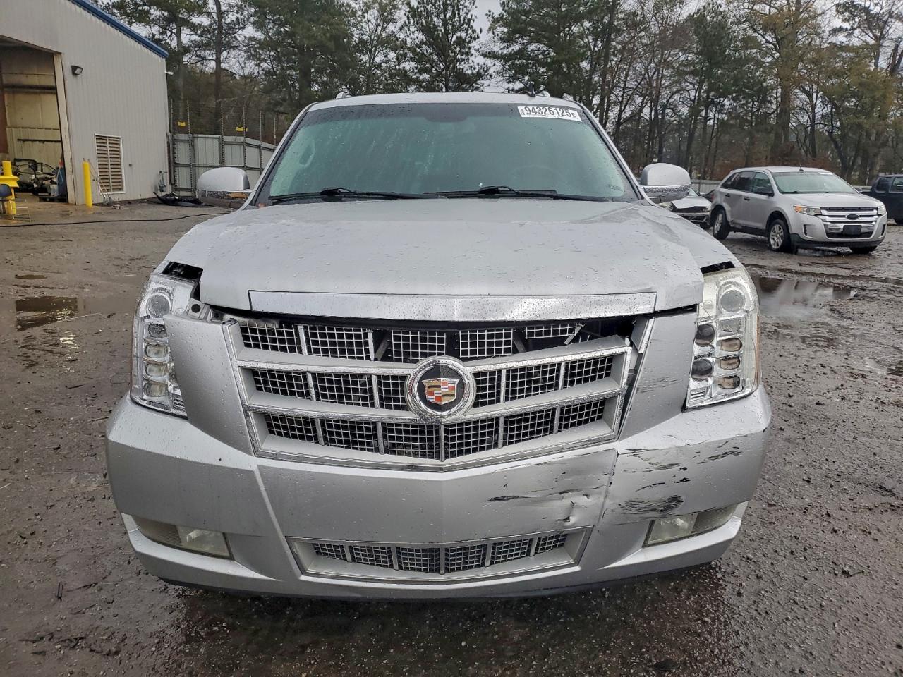 2012 CADILLAC Escalade ESV