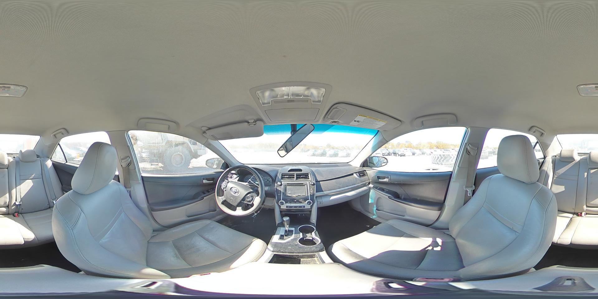 2014 TOYOTA CAMRY
