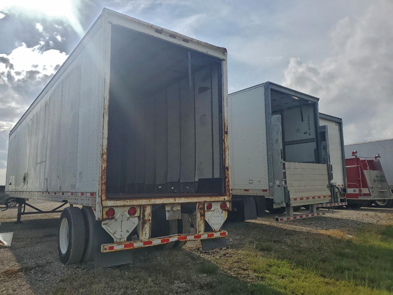 1995 Mvwe Dry Van Trailer