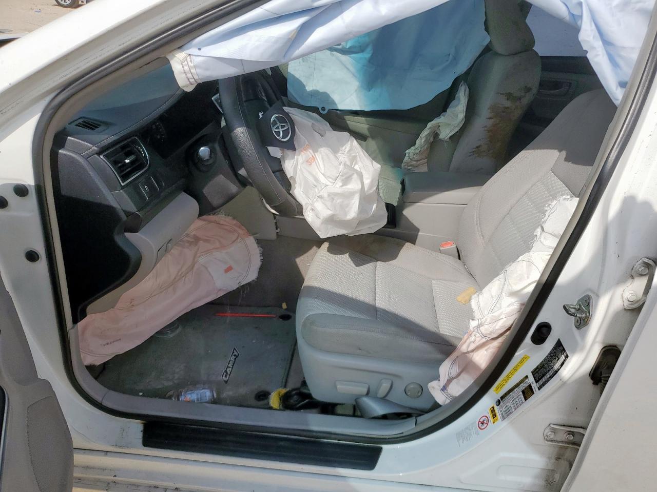 2015 TOYOTA CAMRY