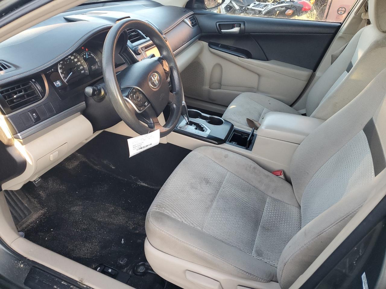 2014 TOYOTA CAMRY