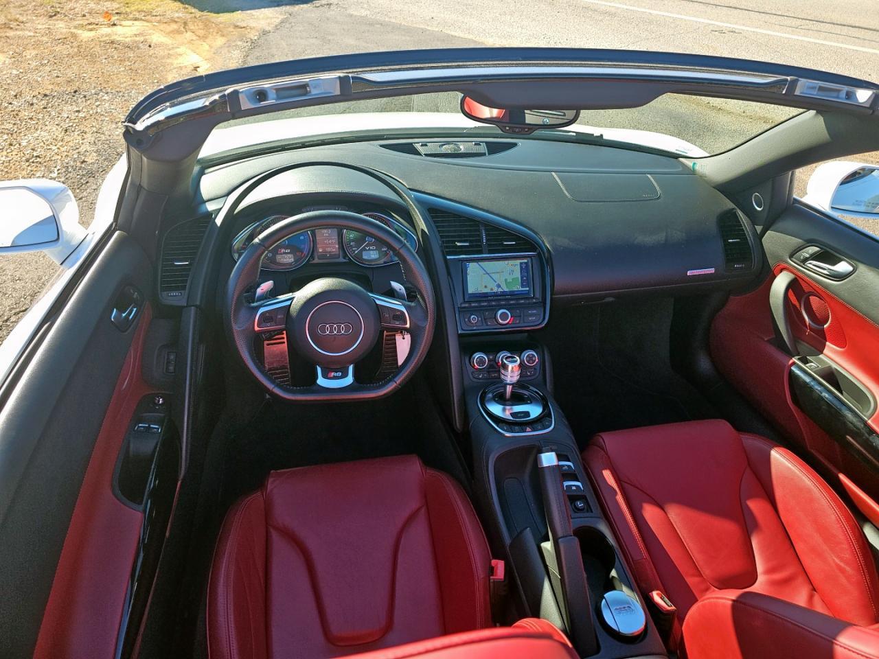 2014 AUDI R8
