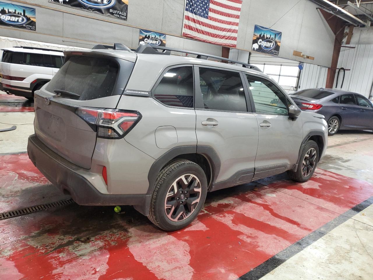 2025 SUBARU FORESTER