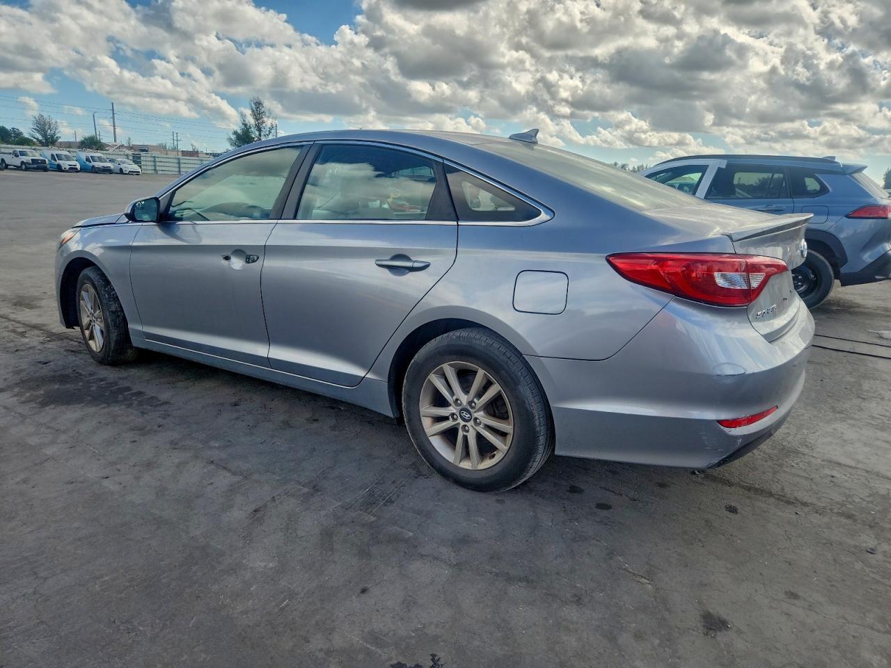 2016 HYUNDAI SONATA