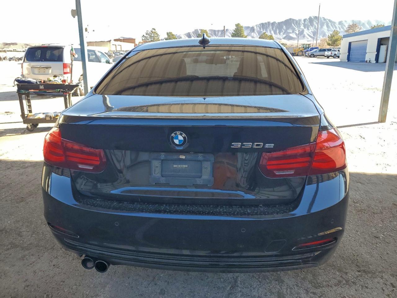 2018 BMW 3 SERIES