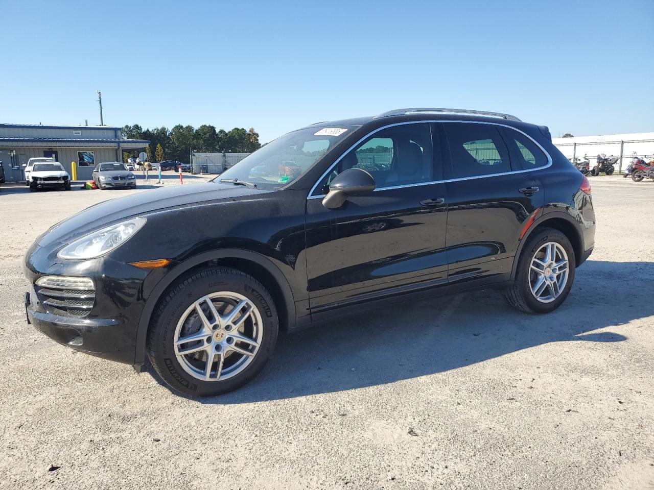 2014 PORSCHE CAYENNE