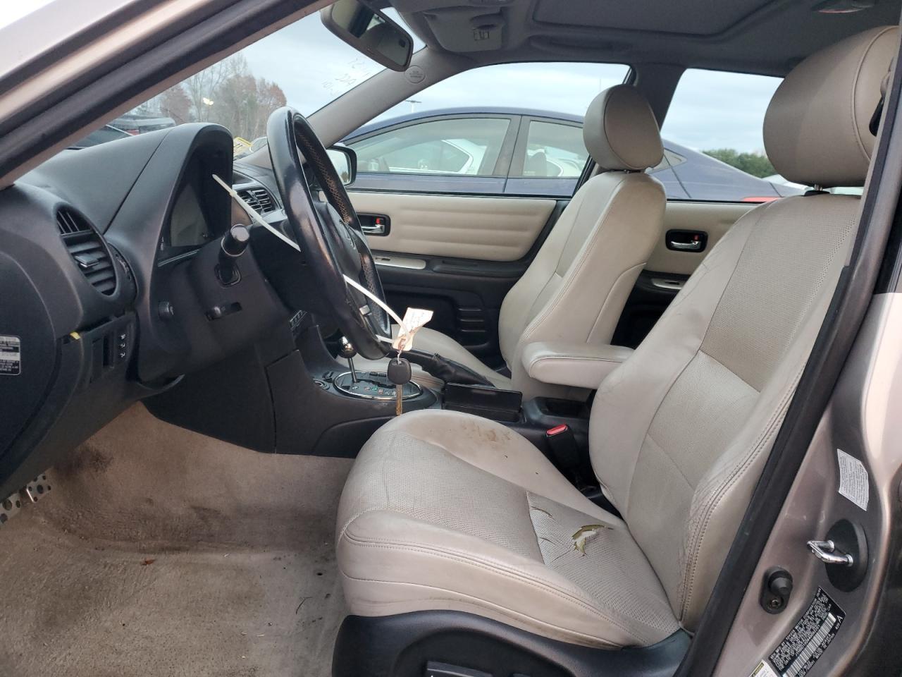 2004 LEXUS IS 300