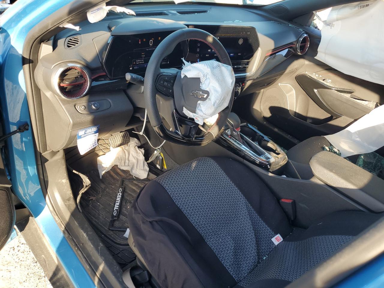 2025 CHEVROLET TRAX