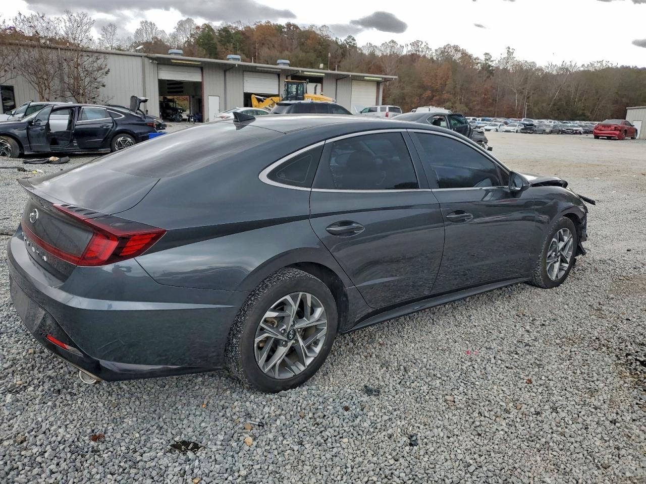 2023 HYUNDAI SONATA