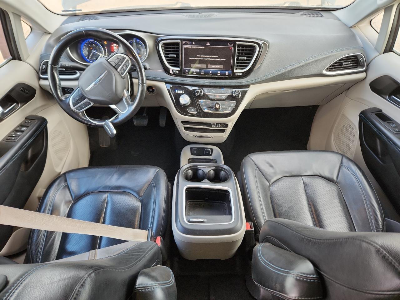 2021 CHRYSLER Pacifica