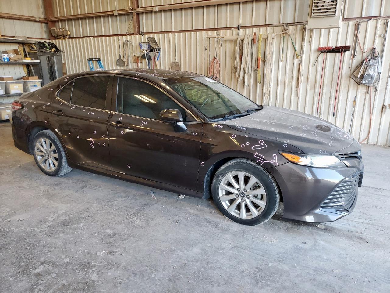 2018 TOYOTA CAMRY