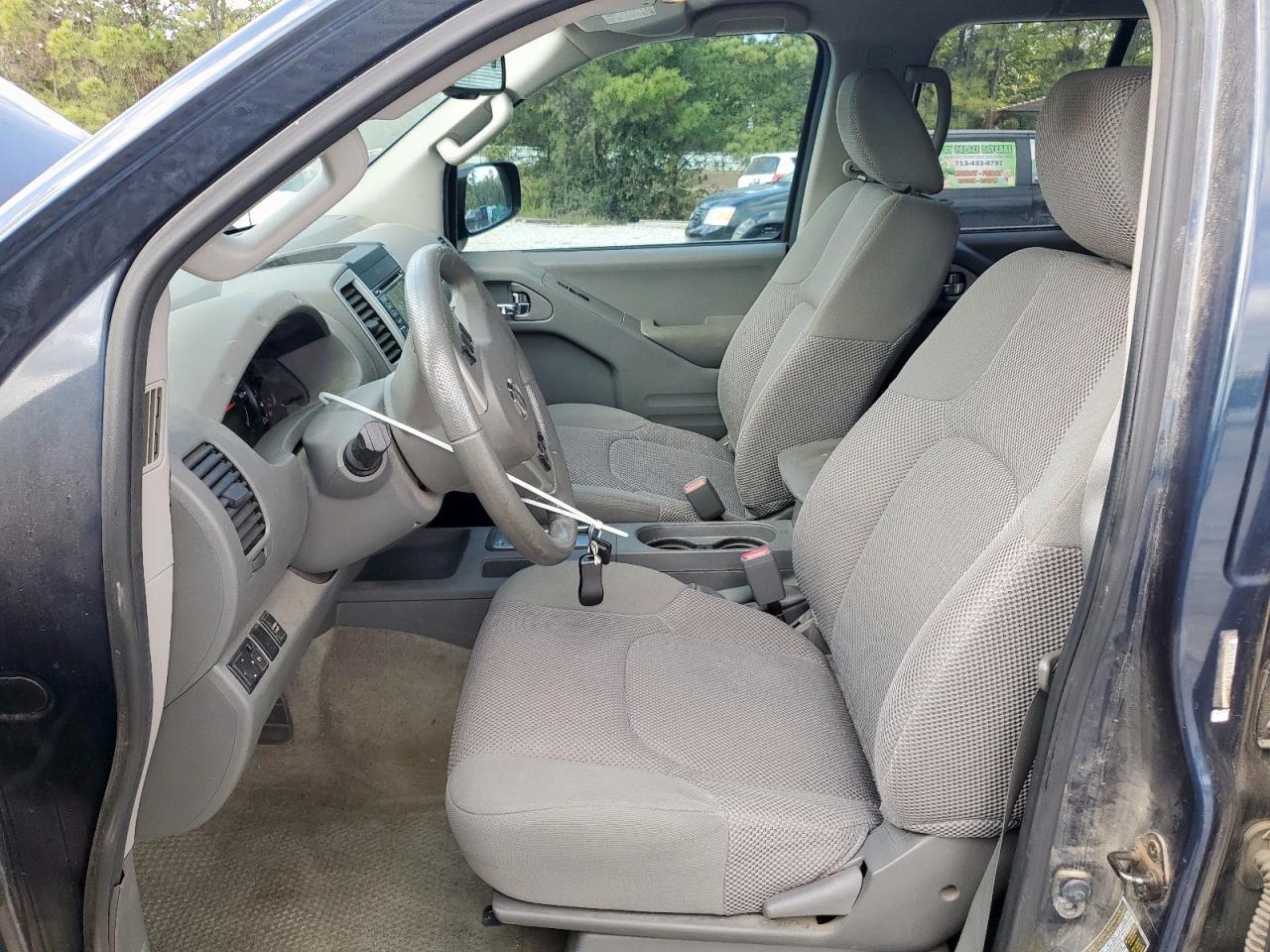 2015 NISSAN Frontier