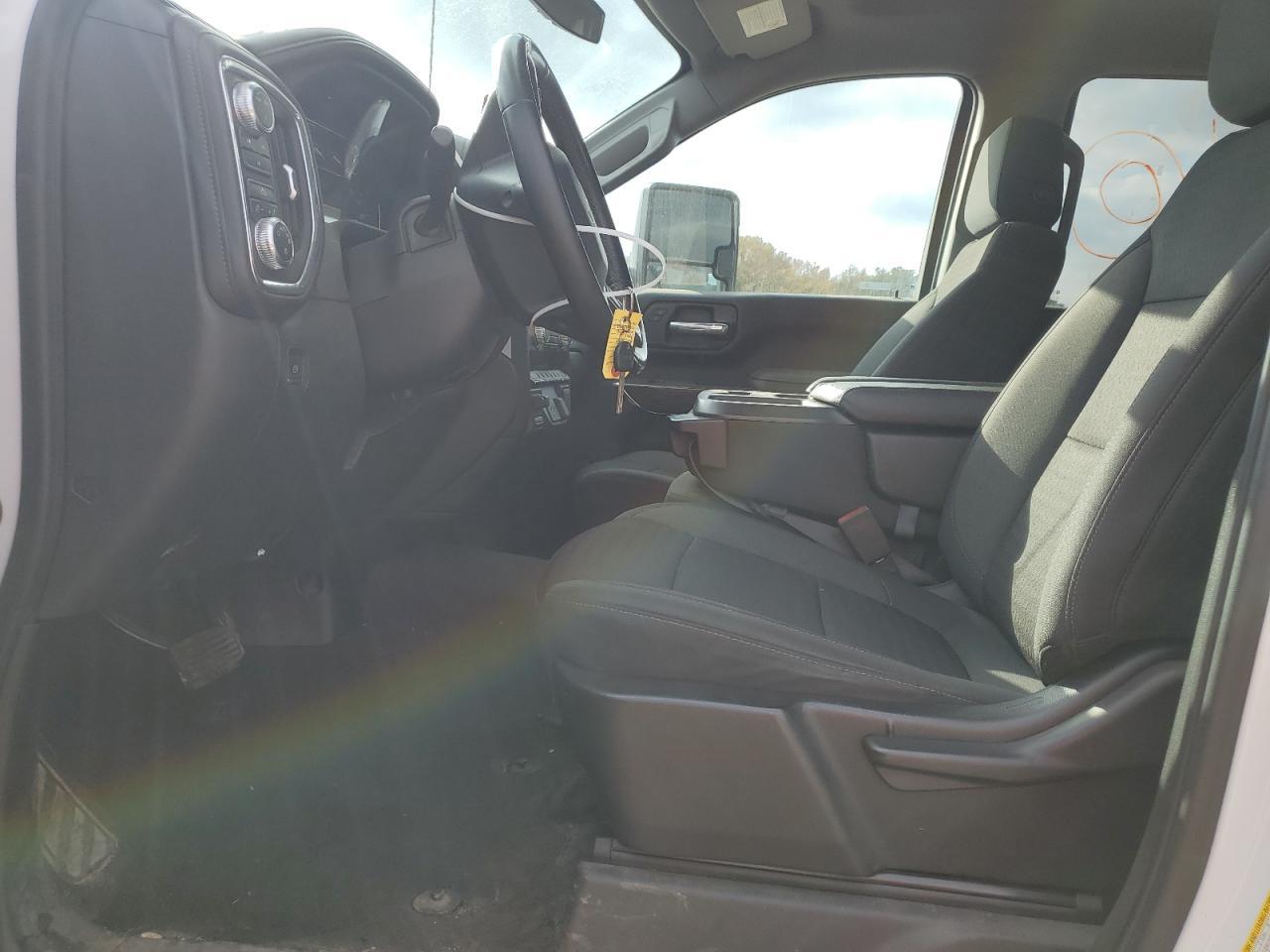 2023 GMC Sierra