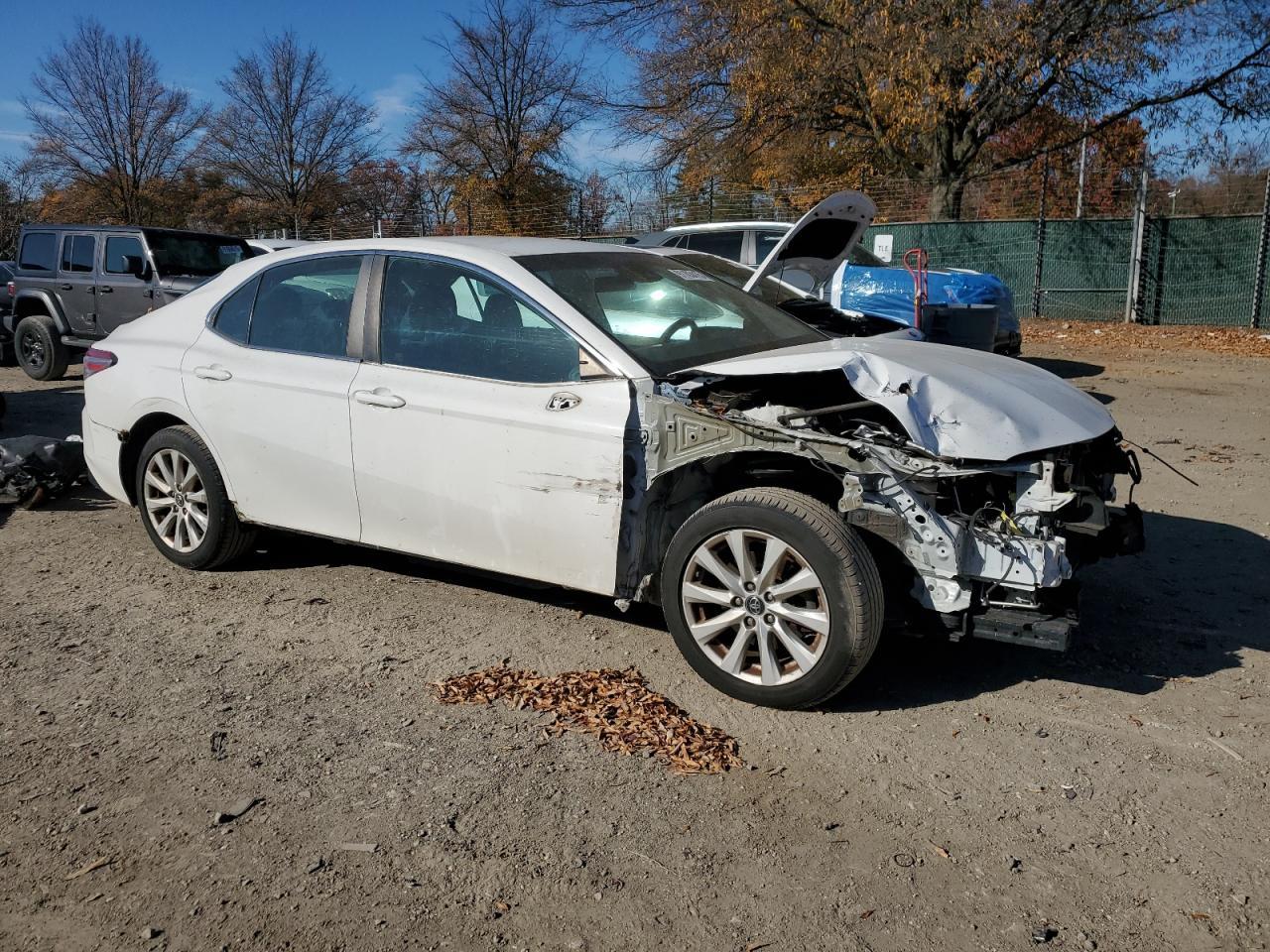 2018 TOYOTA CAMRY