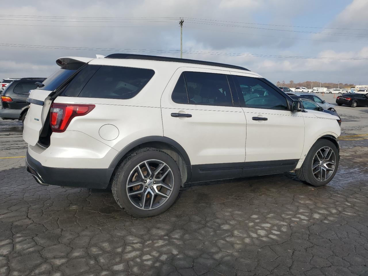 2016 FORD Explorer Sport Trac