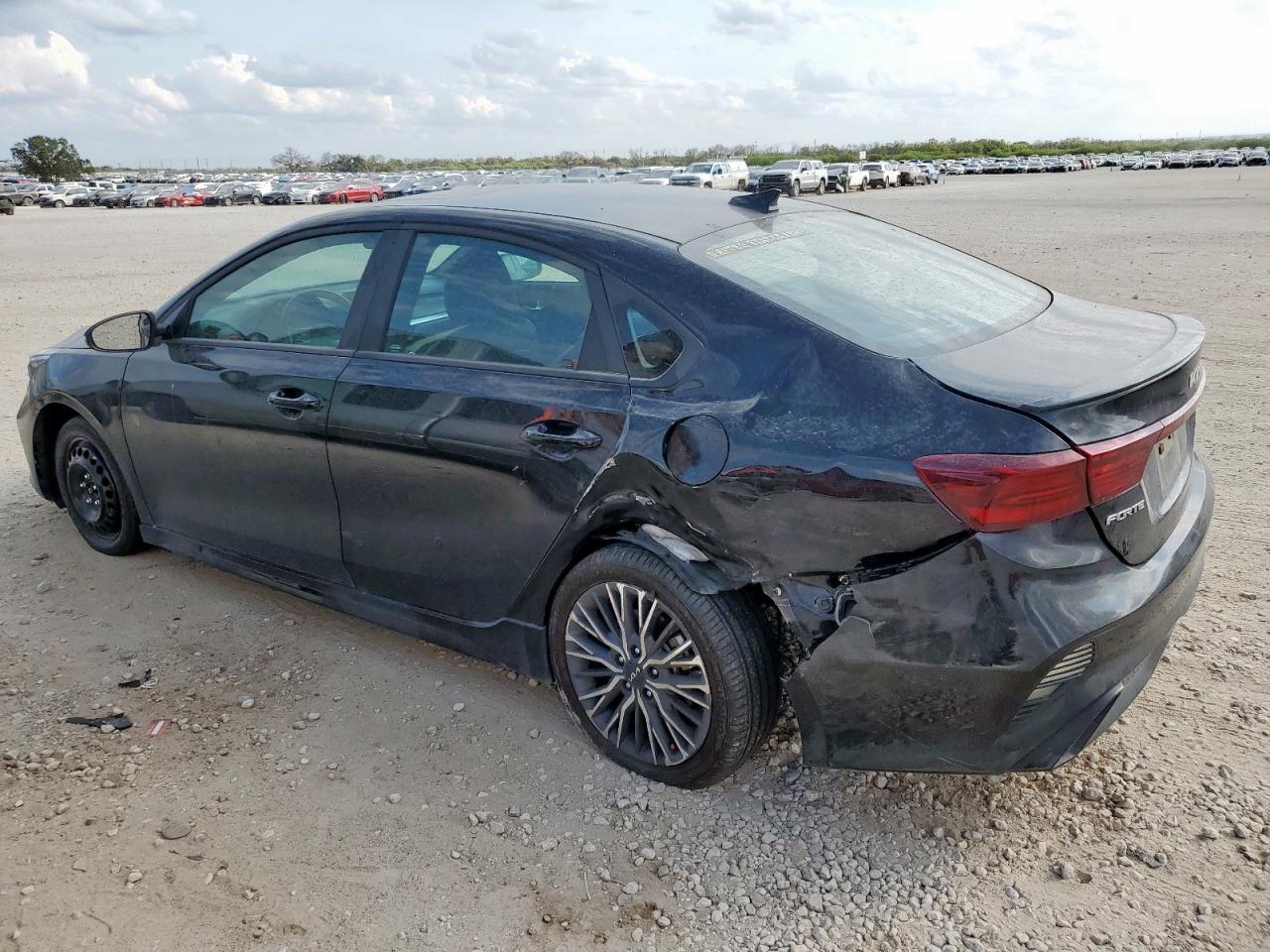 2024 KIA FORTE