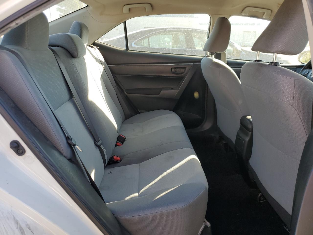 2015 TOYOTA COROLLA