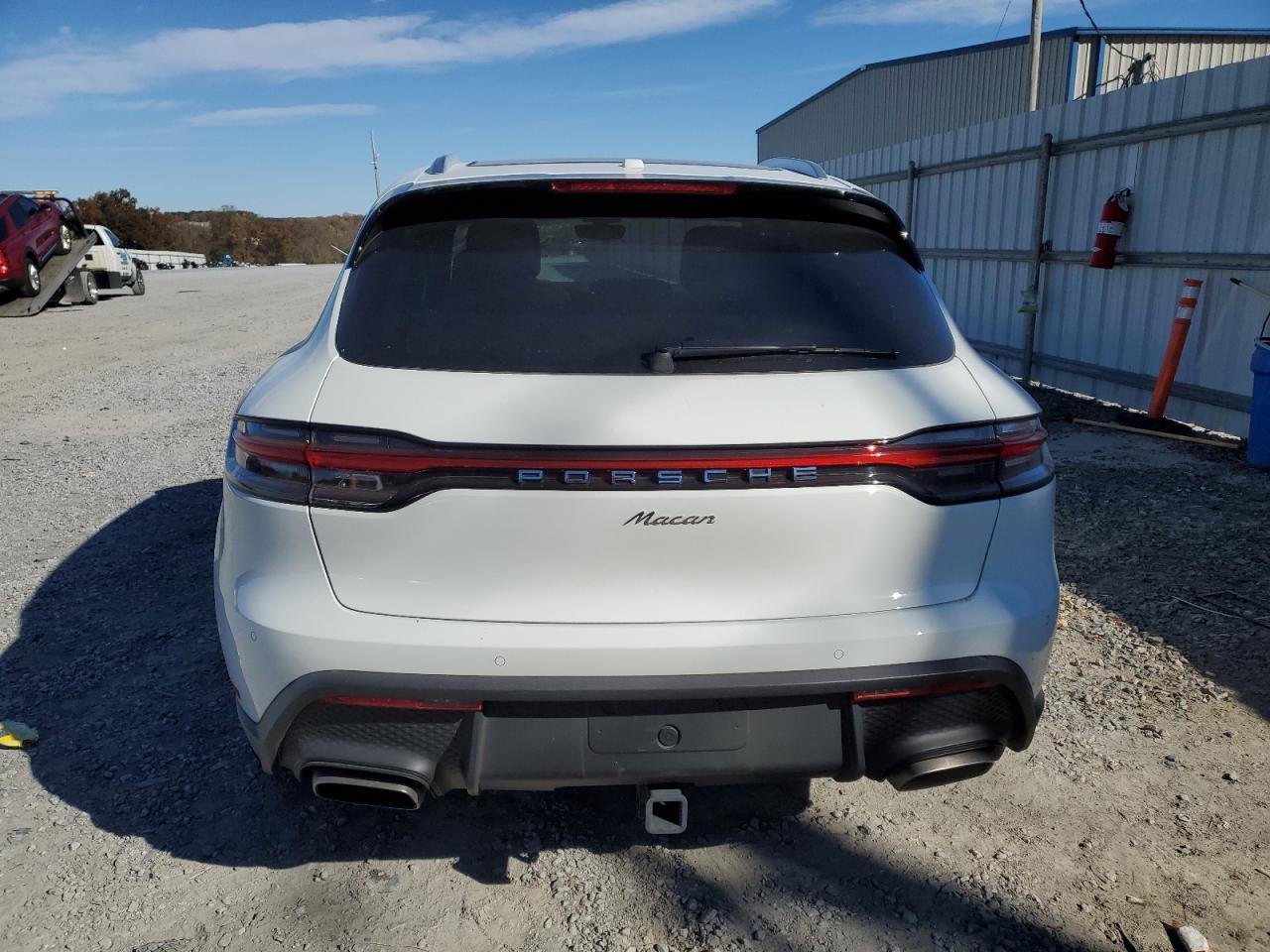 2024 PORSCHE Macan