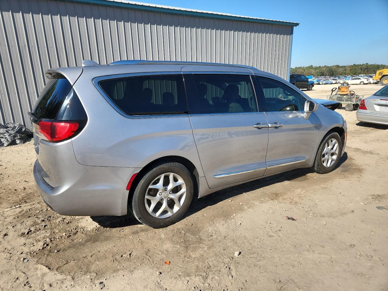 2019 CHRYSLER Pacifica