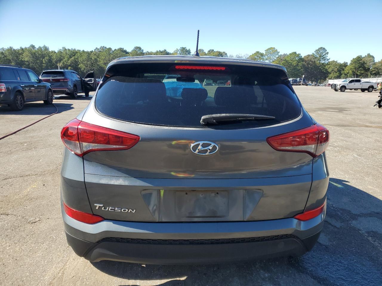 2018 HYUNDAI TUCSON