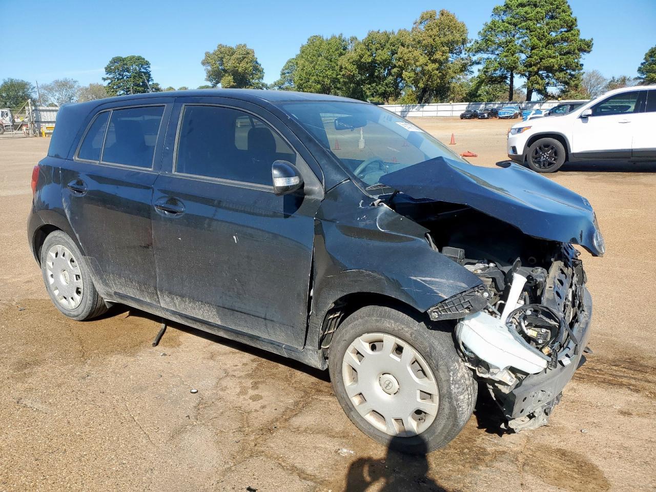2013 TOYOTA SCION