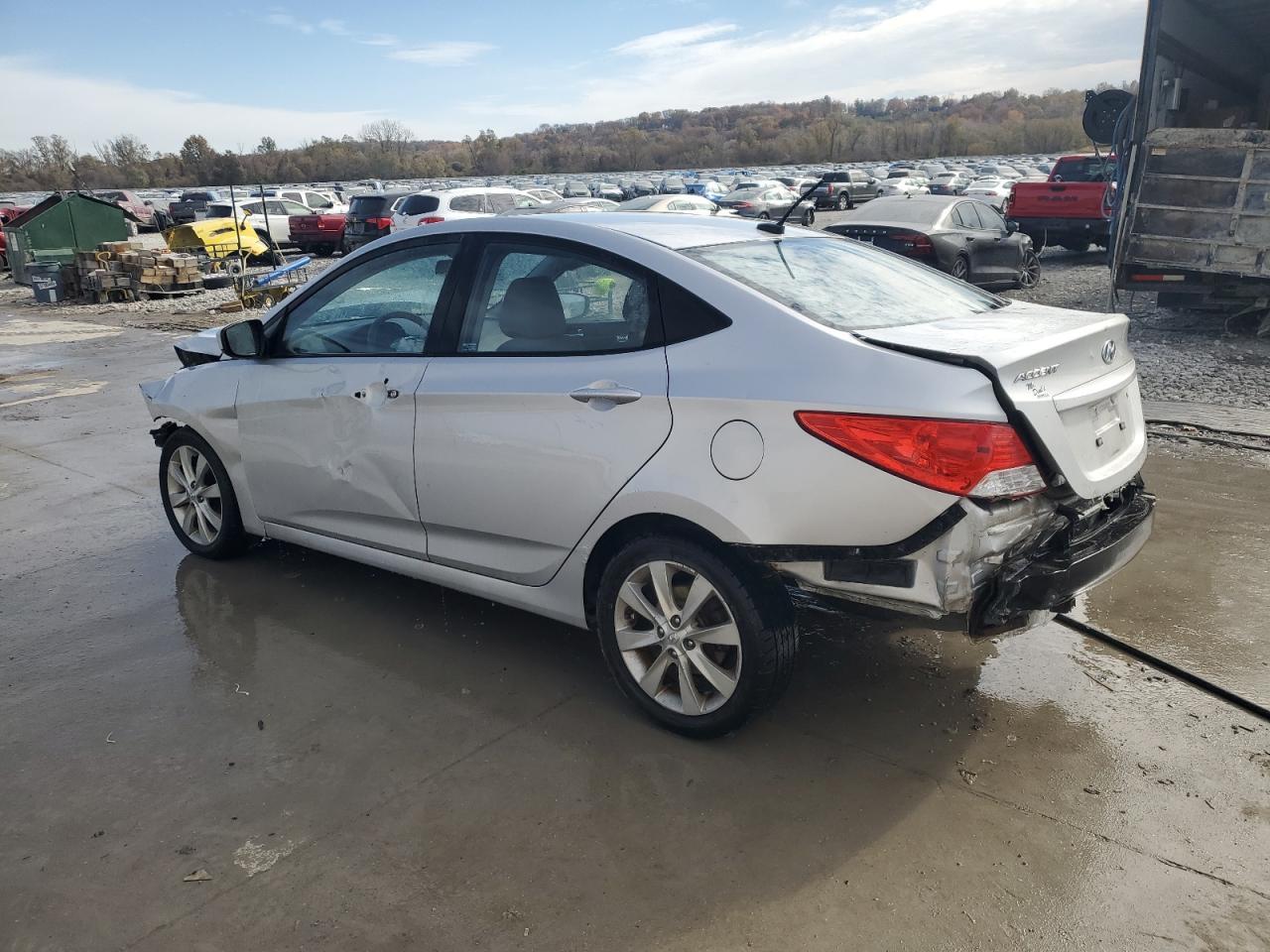 2012 HYUNDAI ACCENT