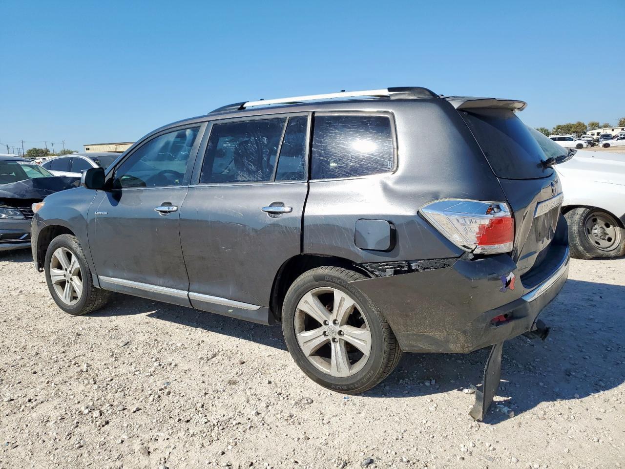 2013 TOYOTA HIGHLANDER