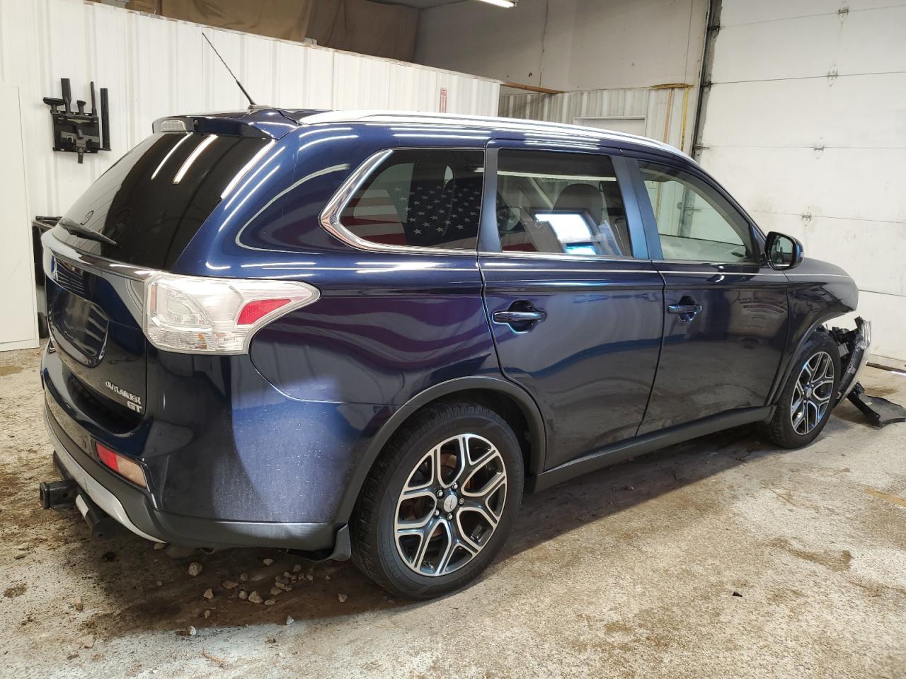 2015 MITSUBISHI outlander