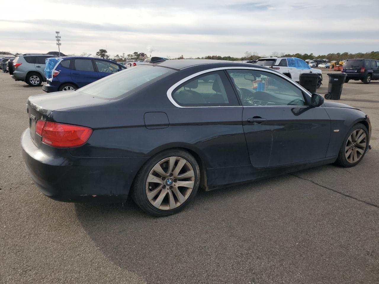2011 BMW 3 SERIES