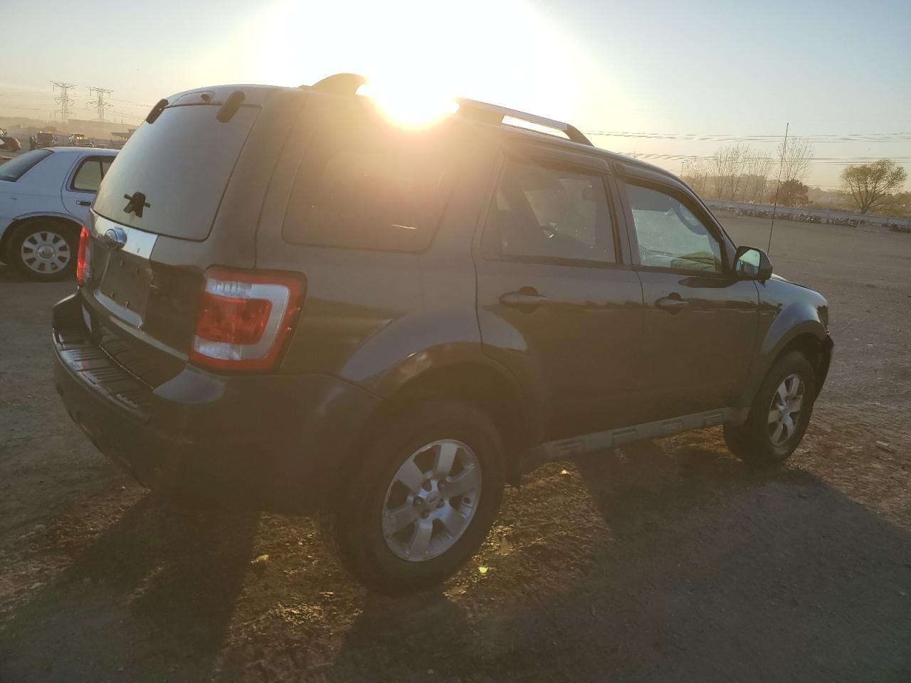 2009 FORD ESCAPE