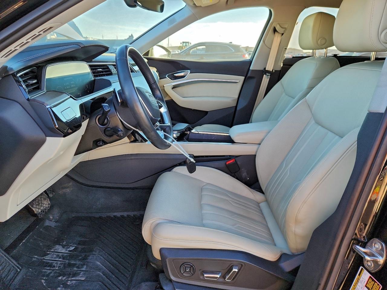 2021 AUDI e-tron Sportback