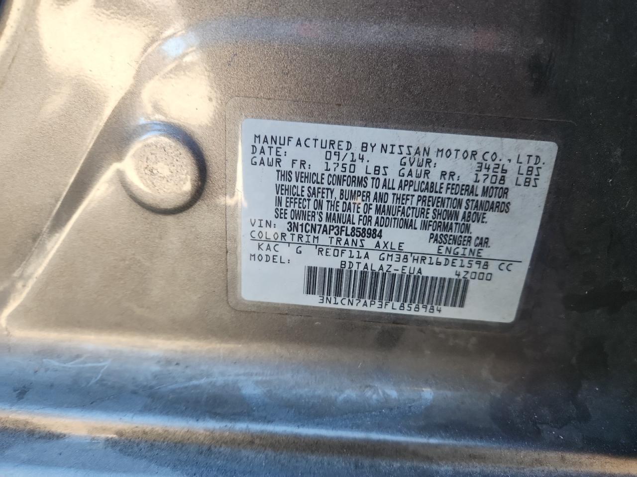 2015 NISSAN VERSA