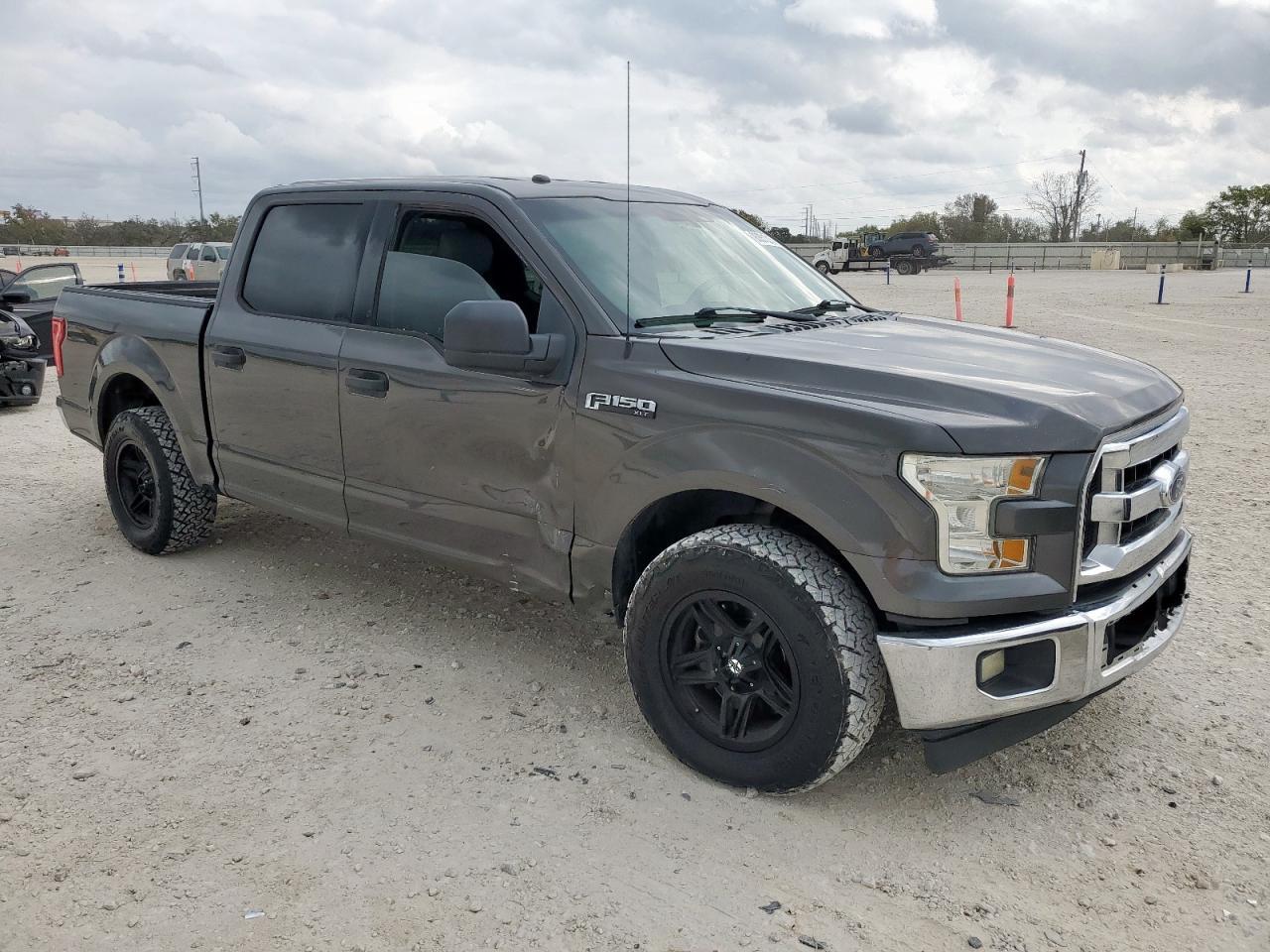 2017 FORD F-150