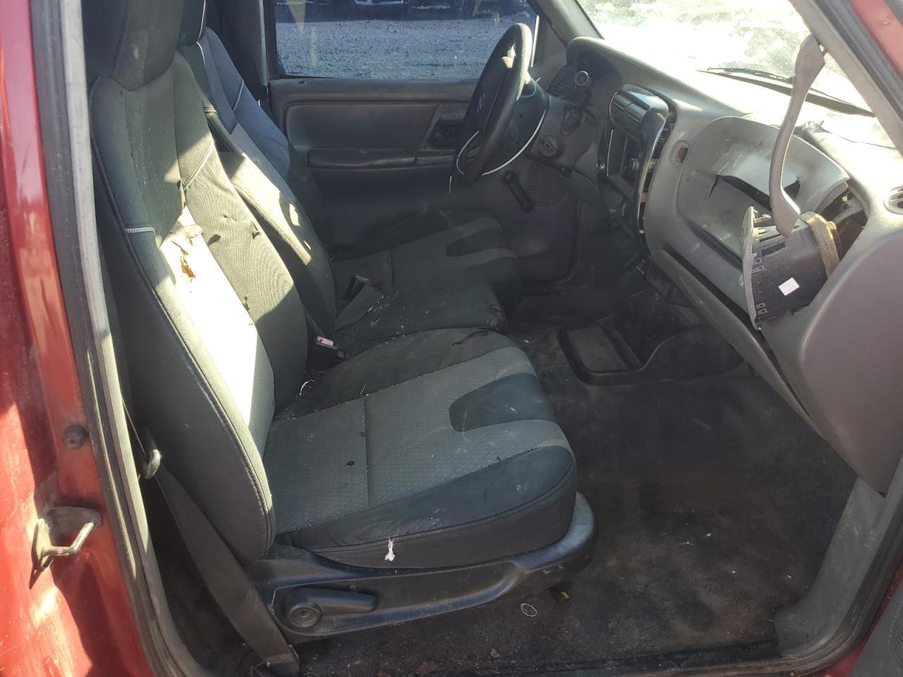 2005 MAZDA B2300