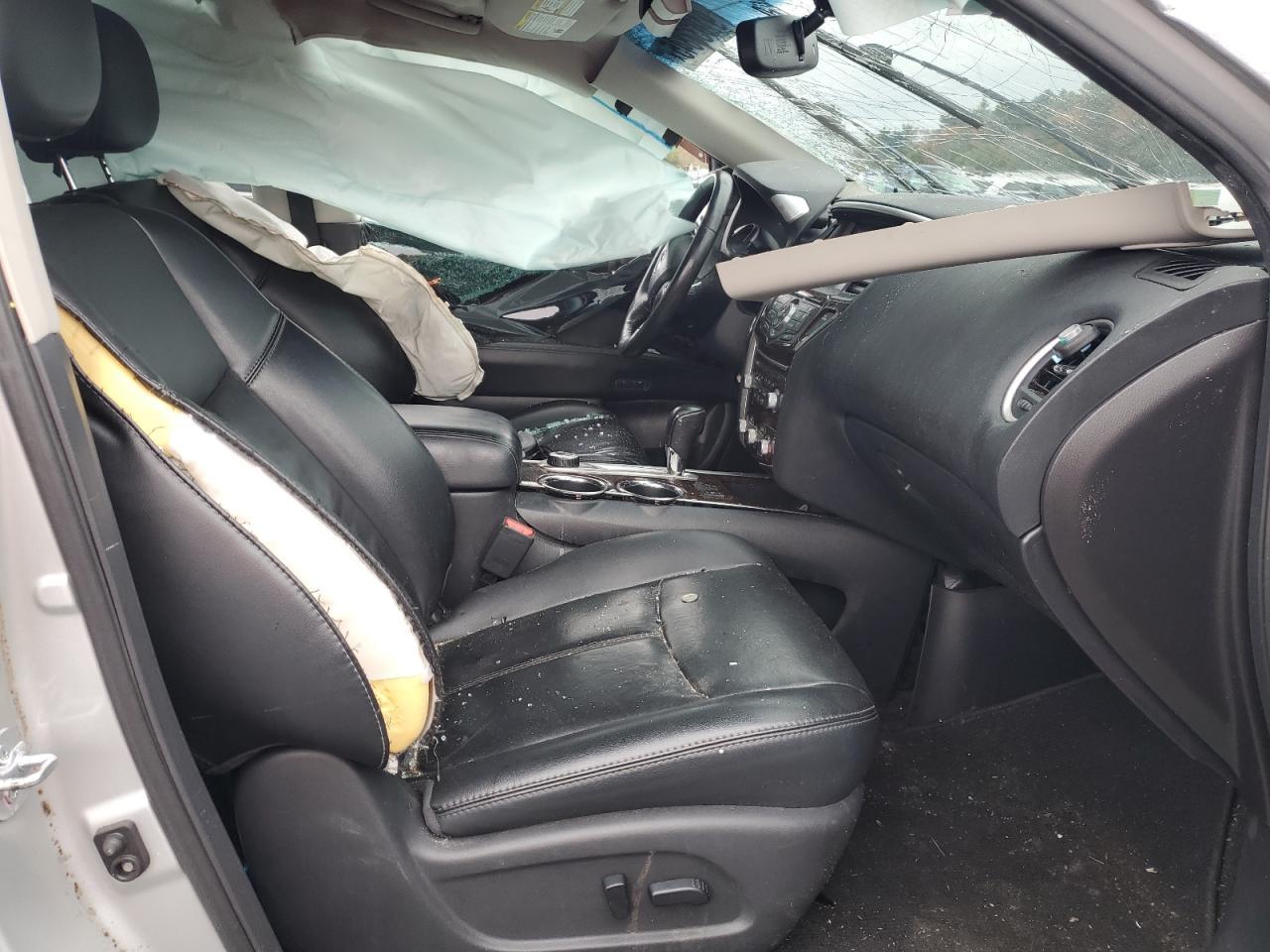 2016 NISSAN PATHFINDER
