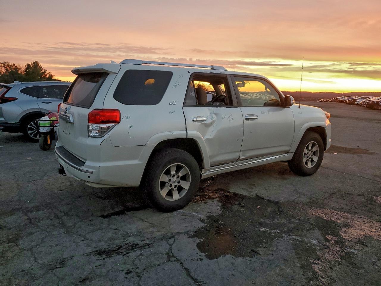 2013 TOYOTA 4Runner