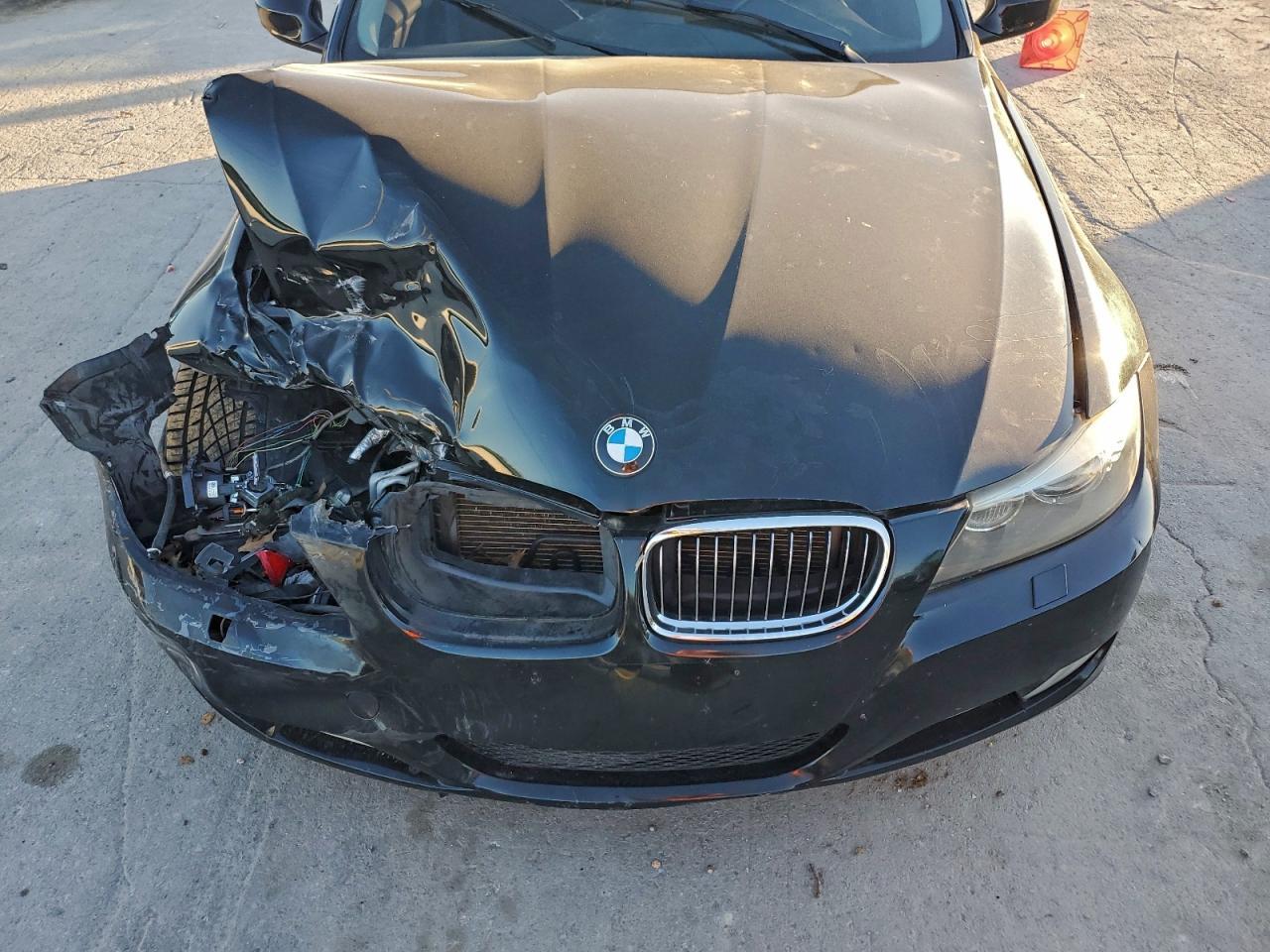 2011 BMW 3 SERIES