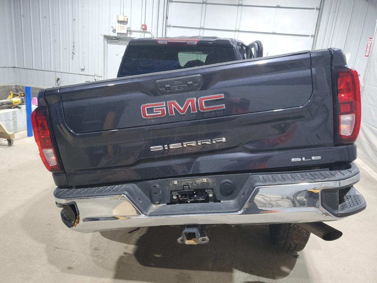 2024 GMC Sierra
