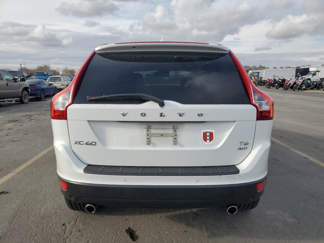 2013 VOLVO XC60