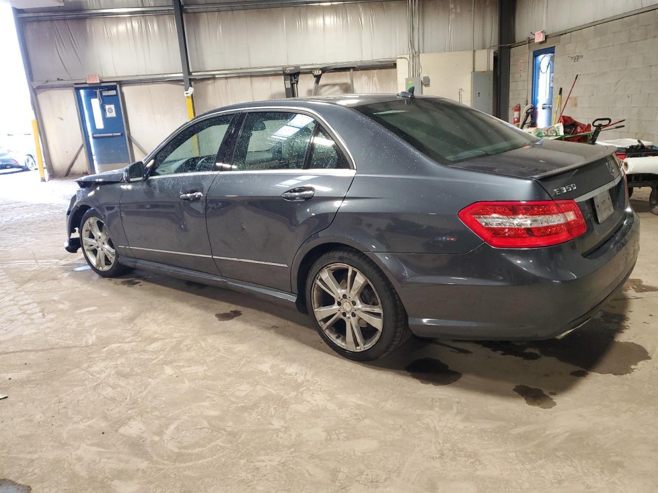 2013 MERCEDES-BENZ E-Class