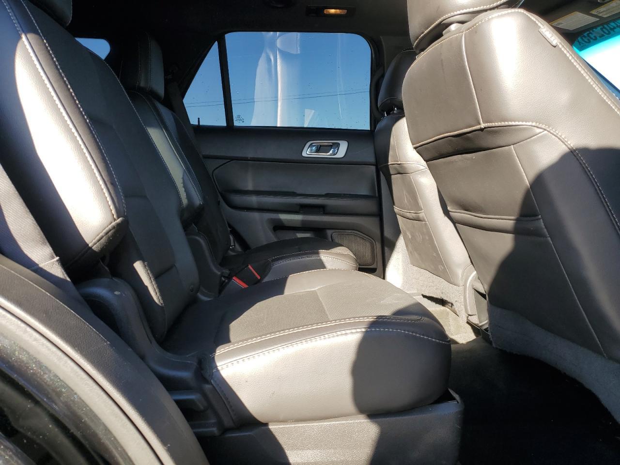 2015 FORD Explorer Sport Trac