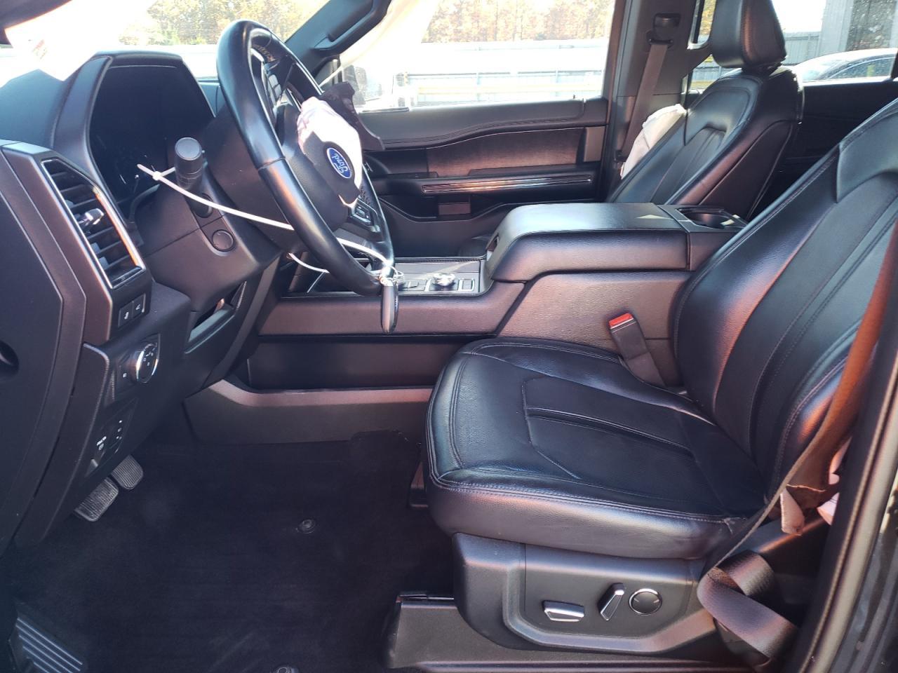 2021 FORD Expedition