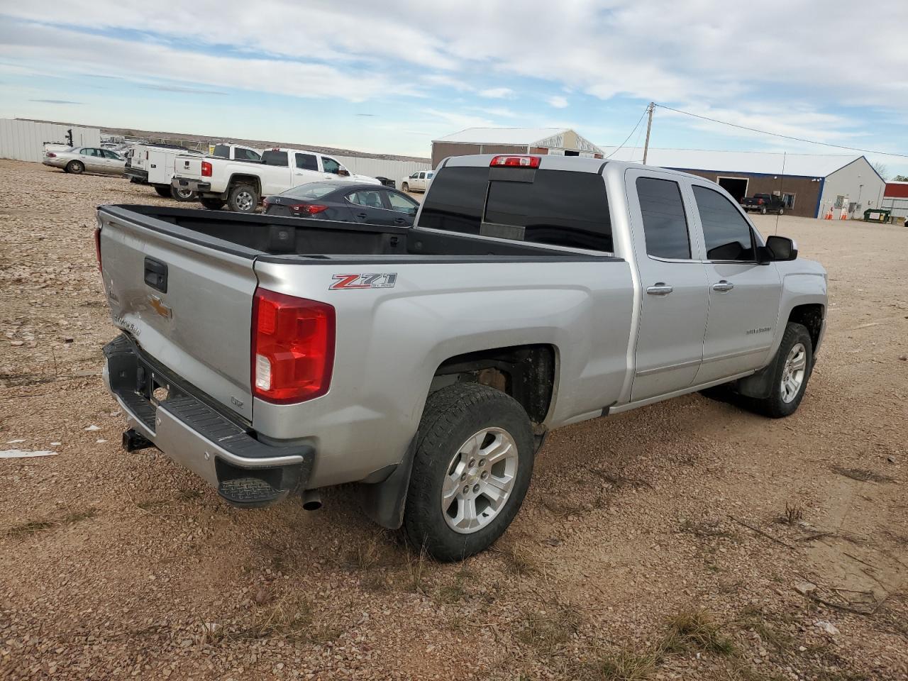 2017 CHEVROLET Silverado
