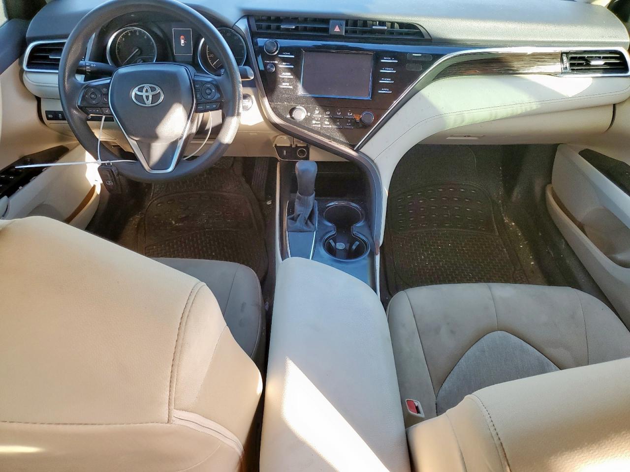 2018 TOYOTA CAMRY