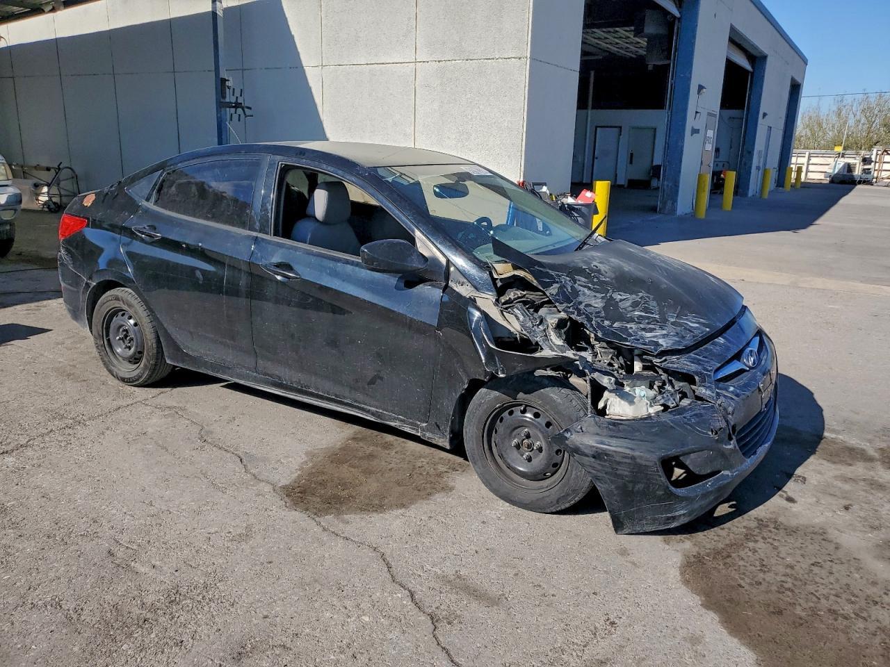 2012 HYUNDAI ACCENT