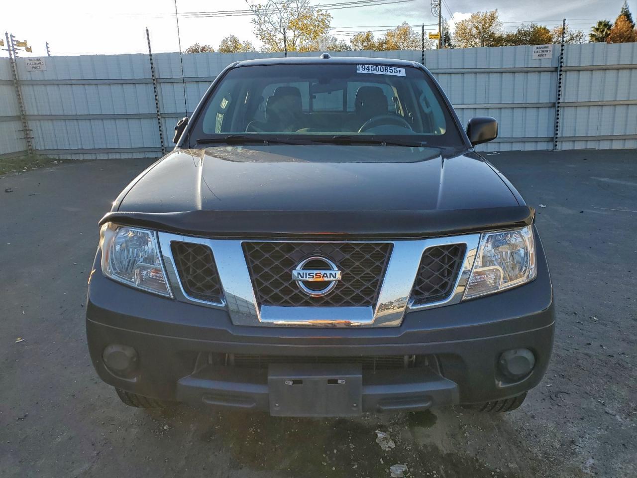 2015 NISSAN Frontier