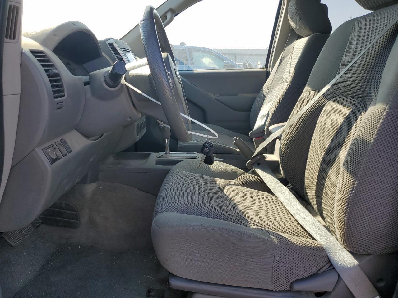2015 NISSAN Frontier
