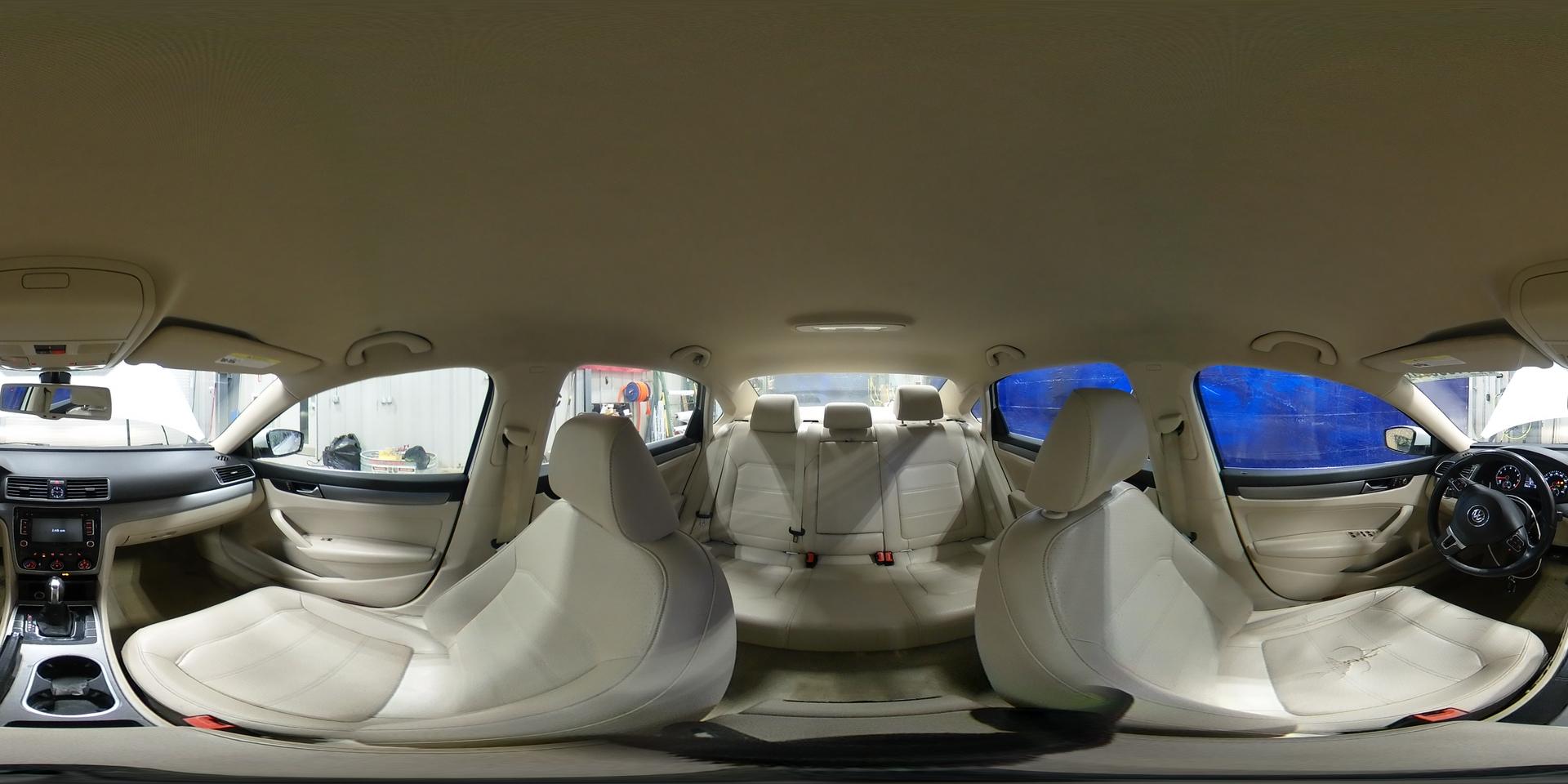 2014 VOLKSWAGEN Passat