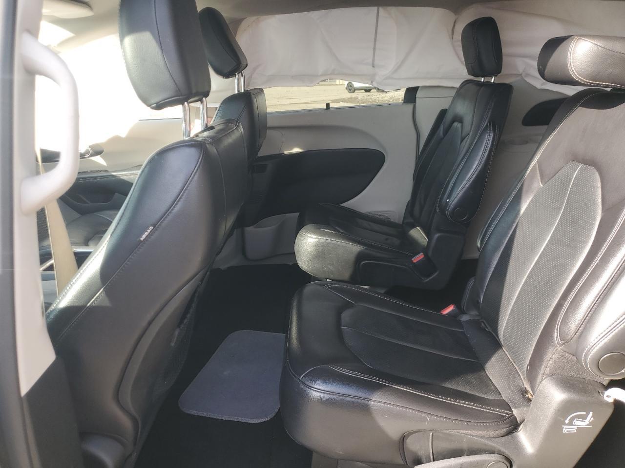 2022 CHRYSLER Pacifica